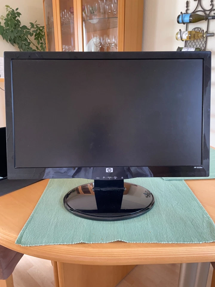 Monitor hp S2231a 1920x1080 entspiegelt top gepflegt