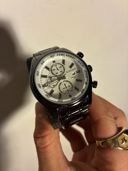 Reloj Supleon Negro Y Plateado