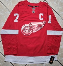 Ultimate Detroit Red Wings Collector and Super Fan Gift Guide 45