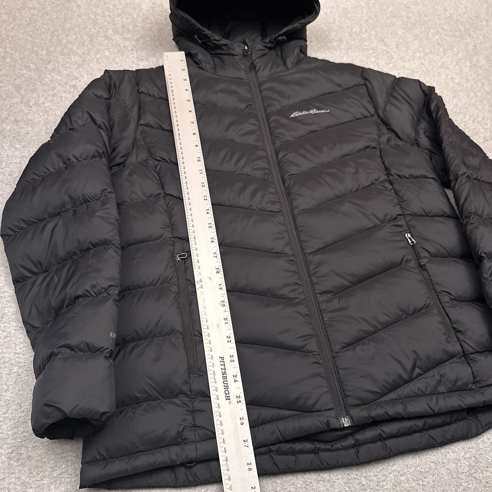 Eddie Bauer Microlight Packable Down Puffer Jacke… - image 8