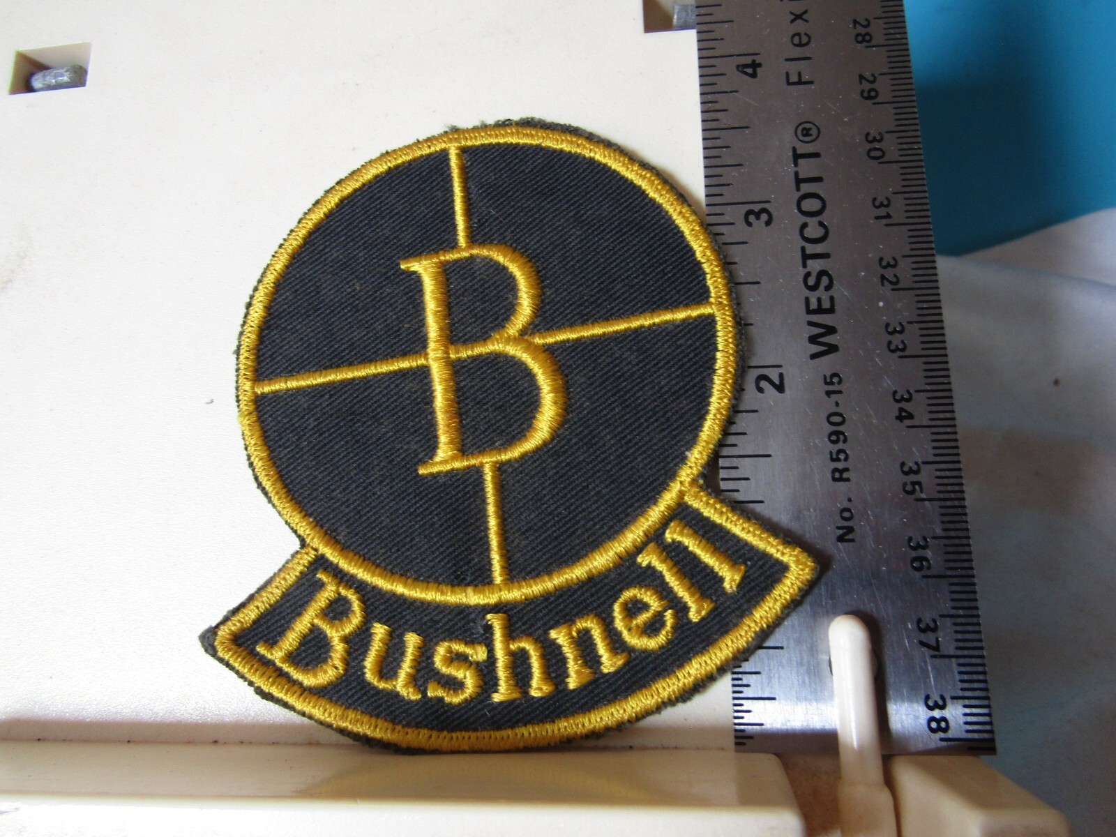 VINTAGE BUSHNELL HUNTING scopes optics patch VG lightly used 3.75