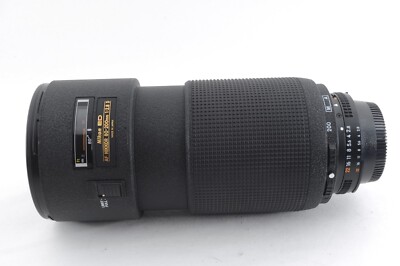Nikon AF NIKKOR 80-200mm F/2.8 D ED Zoom Lens [Near Mint Nikon AF NIKKOR 80-200mm F/2.8 D ED Zoom Lens [Near Mint