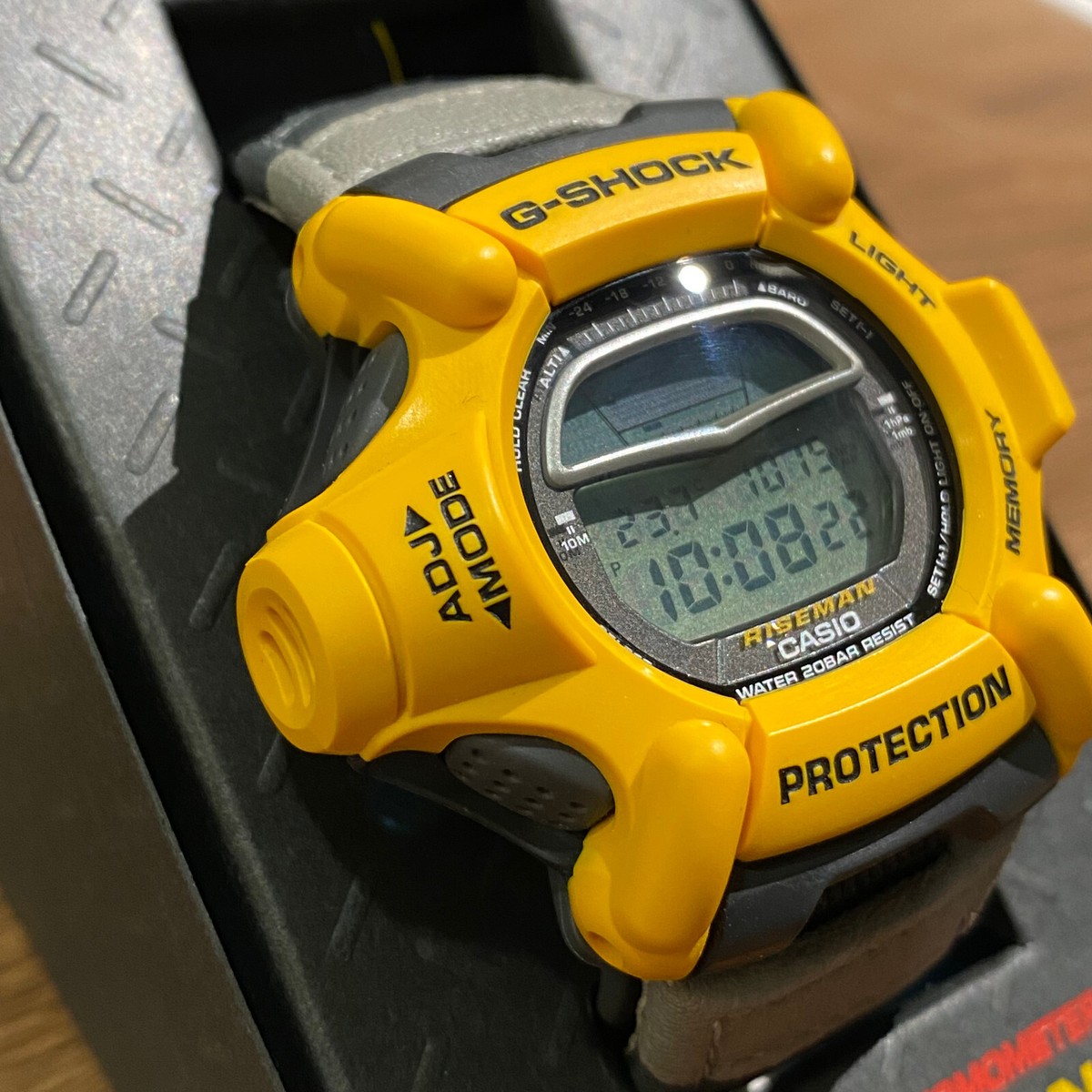 G-SHOCK 腕時計 DW-9100YJ-9T RISEMAN 【G】. DW-9100YJ-9T