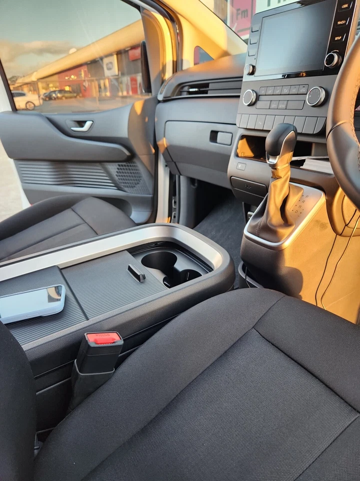 Genuine Hyundai Staria console box  Midium size - image 3 of 4