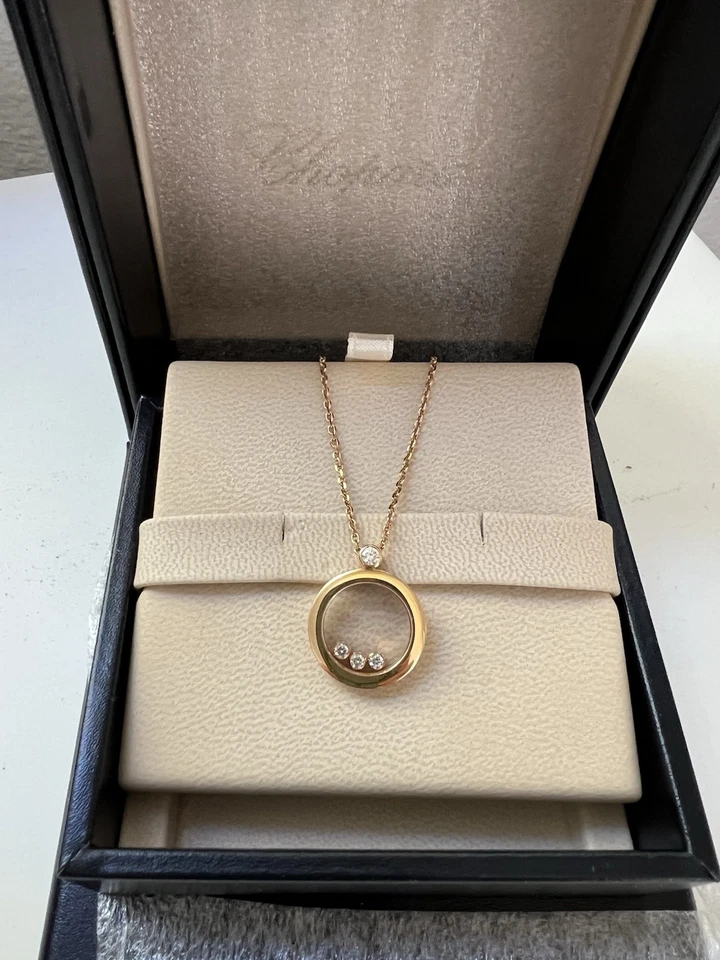 Chopard Pendant With 4 Diamonds And Chain $4,880 - Image 4 of 4