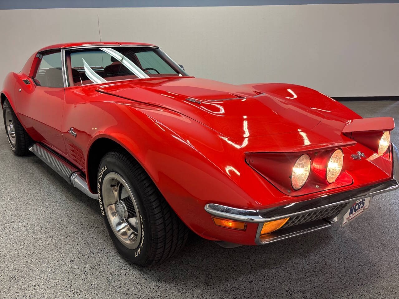 1970 Monza Red Chevrolet Corvette   | C3 Corvette Photo 10