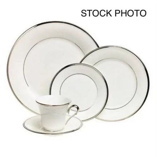 NEU IM KARTON Lenox Solitär weiß (Platinrand) 5-teiliges Gedeck