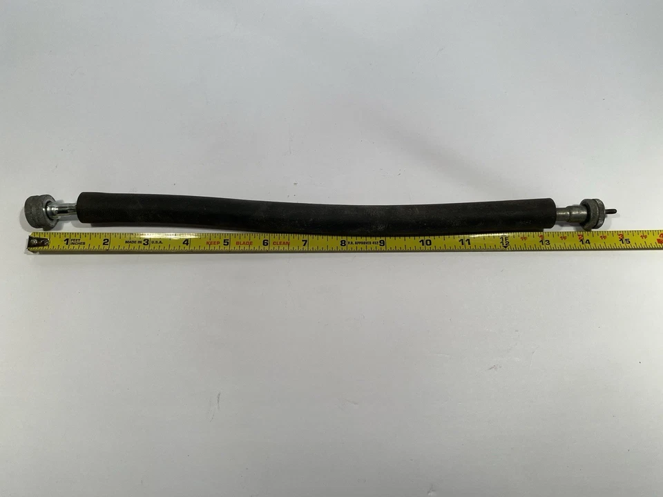 Preowned SPEEDOMETER CABLE OFF CLUSTER W116 Mercedes 300SD 450SE 450SEL 280S SE - Image 4 of 4