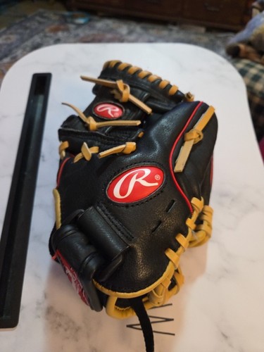 Rawlings H105IB Youth Baseball Glove 10 1/2 Inch Highlight Series Leather Shell