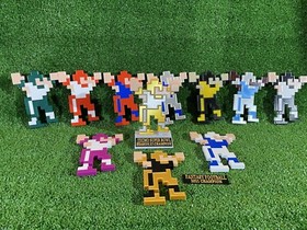 Tecmo Super Bowl NES Fantasy Football Trophy Retro 8 Bit Figures