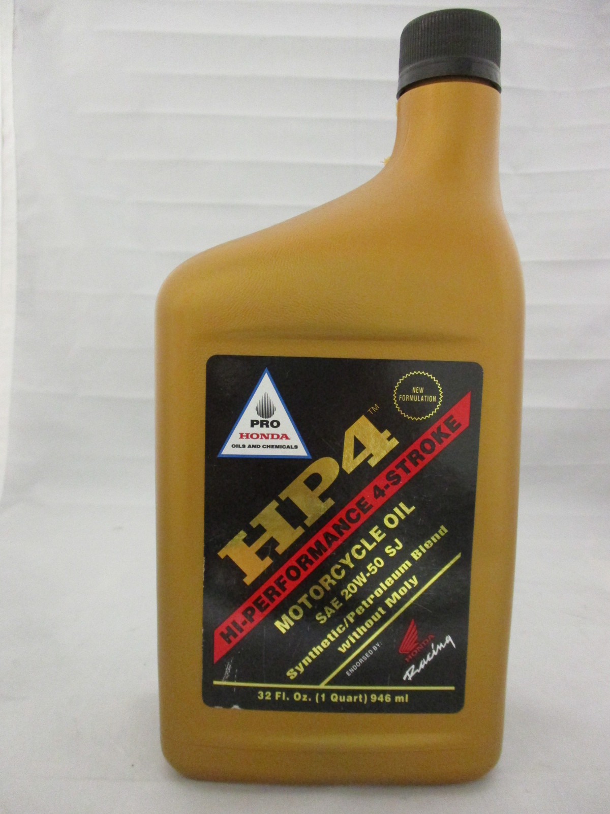 (CASE OF 12 QUARTS) PRO HONDA HP4 4STROKE MOTOR OIL 20W50 32 OZ 08C35