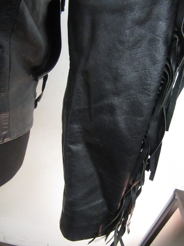 VINTAGE 80'S LA ROCKA LEATHER FRINGED MOTORCYCLE JACKET SIZE UKM, TASSELS, STUDS - Picture 11 of 17