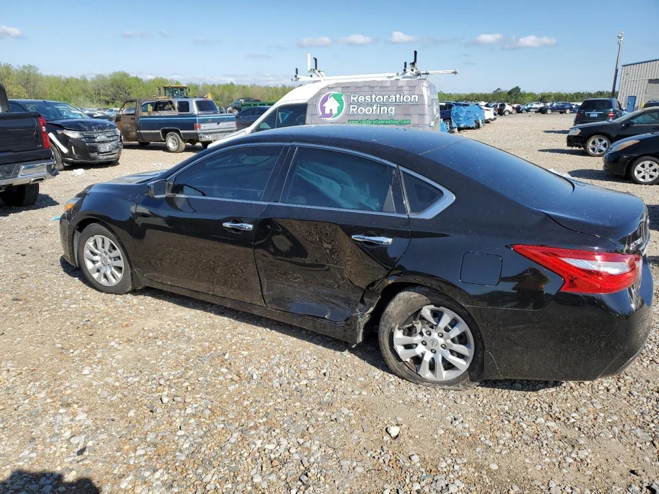 Used Fuel Tank fits: 2017 Nissan Altima from 1/01/16 Grade A Foto 2 de 4
