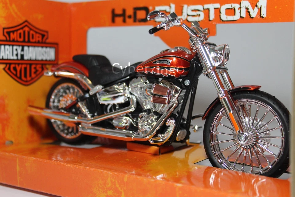 Modelo de motocicleta Maisto Harley Davidson 2014 CVO Breakout escala 1:12 - Imagem 3 de 4