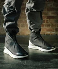 cote & ciel  pensole vibram sneakers Size 9   New With Tags