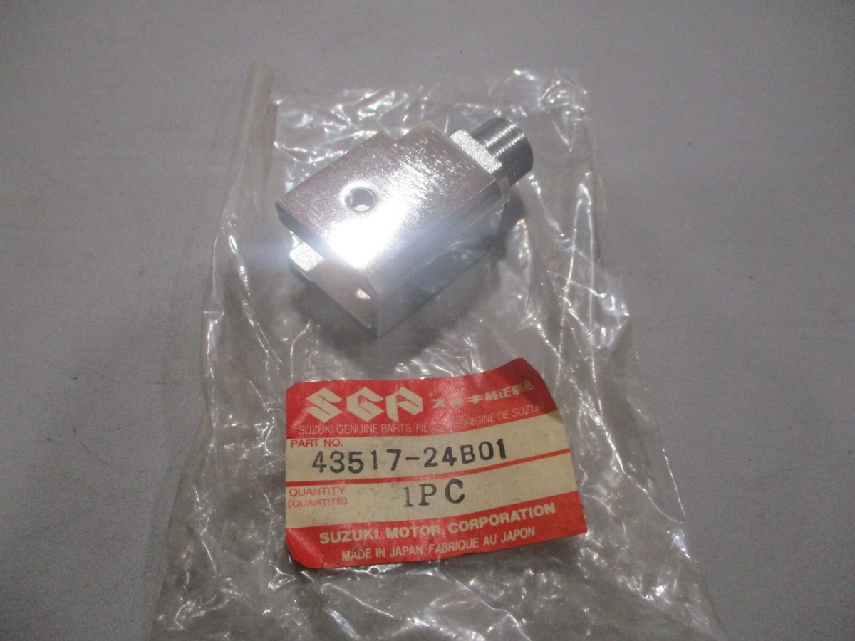 NOS Suzuki OEM Front Footrest Holder 1995-2000 LS650 SAVAGE 43517