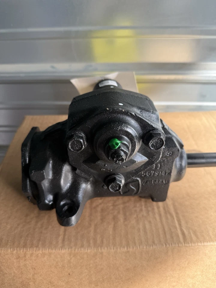 Engranaje de dirección remanufacturado OEM 82-98 Chevrolet GMC Jeep Modelos Foto 4 de 4