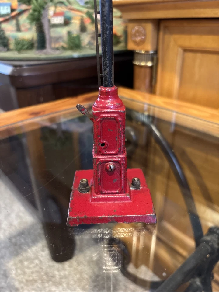 Ives/Lionel Prewar Original 1864 Late RED Block Semaphore ~1931-1932 - Image 2 of 4