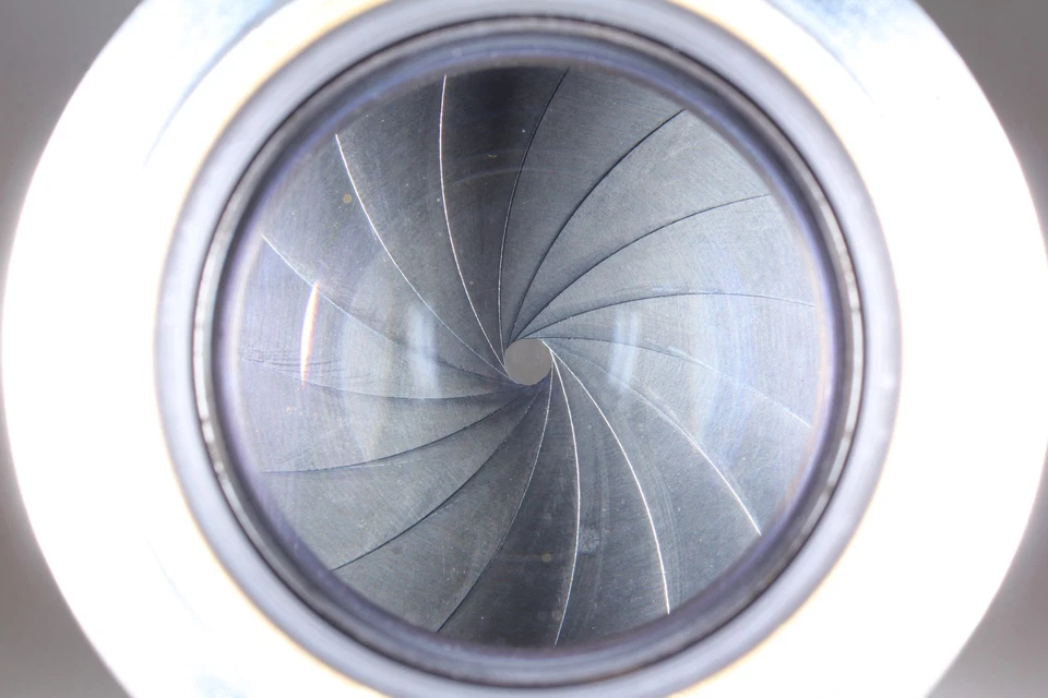 CLA'd [ MINT ] Leica Leitz Summarit 50mm 5cm f/1.5 L Mount Lens From JAPAN - Image 4 of 4