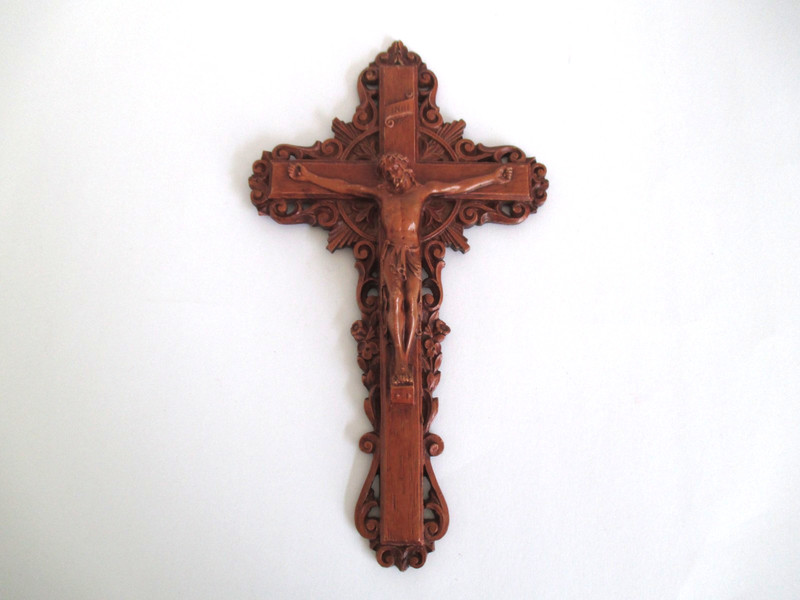 VTG Ornate Syroco Wood Crucifix Corpus Jesus Nailed to Cross INRI Wall Hanging