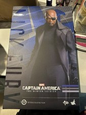 Hot Toys MMS315 Captain America The Winter Soldier Nick Fury 1/6 Figure