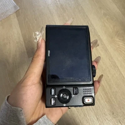 Nikon COOLPIX S8200 16.1MP Compact Digital Camera 14 x