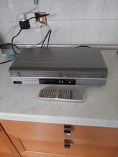 HITACHI DV-PF6E COMBO VHS 6 STEREO HEADS/DVD PLAYER WITH ORIGINAL REMOTE