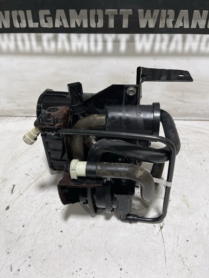 Suporte de vasilha de vapor de combustível e detecção de vazamento 03-04 Jeep TJ Wrangler 52109503AB - Imagem 2 de 4