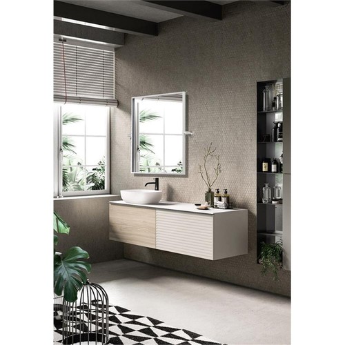 Elegant Decor Everly 24x20" Rectangle Aluminum Pivot Mirror in Silver - Picture 7 of 8