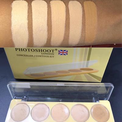 dark concealer as contour