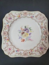 ROYAL DOULTON - Made in England Antique FLORA...