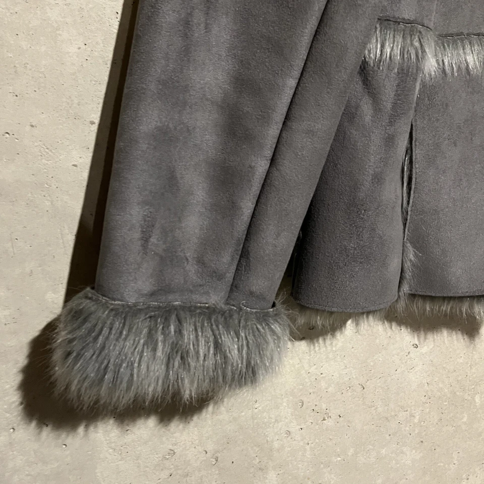 Abrigo Penny Lane gris con ribete de piel sintética vintage/Y2K chaqueta de cuero de gamuza sintética pequeña Foto 2 de 4