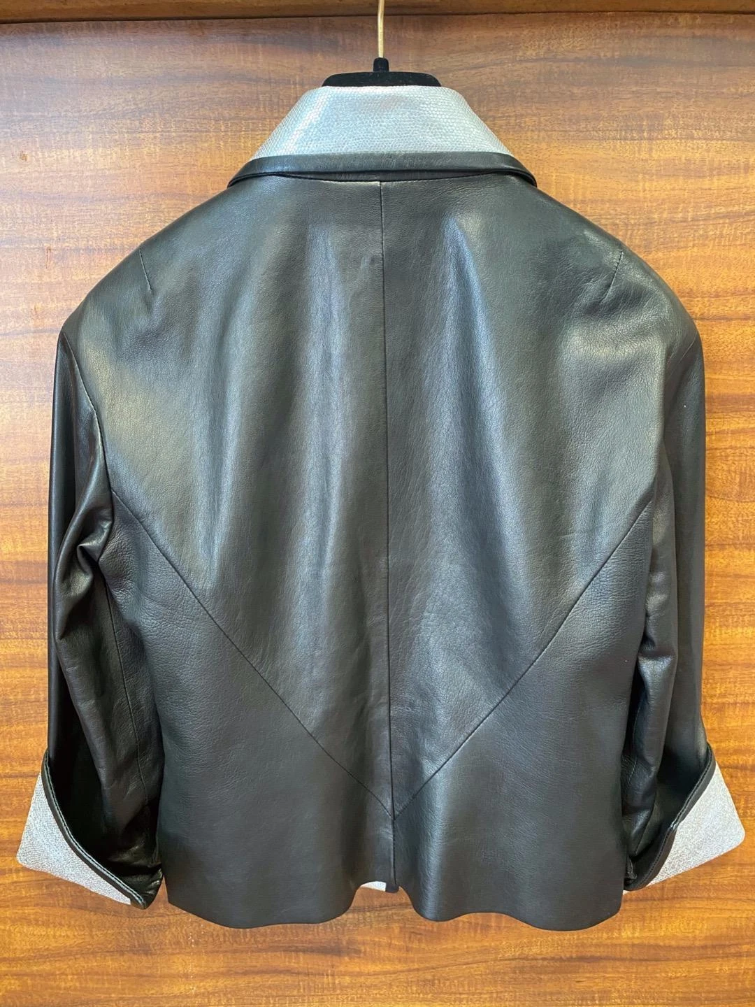 Giacca blazer corta vera pelle di agnello nera CHANEL dettagli argento taglia 38