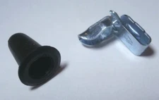 30 DOOR PANEL CLIPS & 30 BOOTS (60 PCS) VOLKSWAGEN T1 BUG & SUPER BEETLE 1946-79