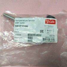 One For Danfoss New MBT5250 084Z8066 Temperature Sensor Free Shipping