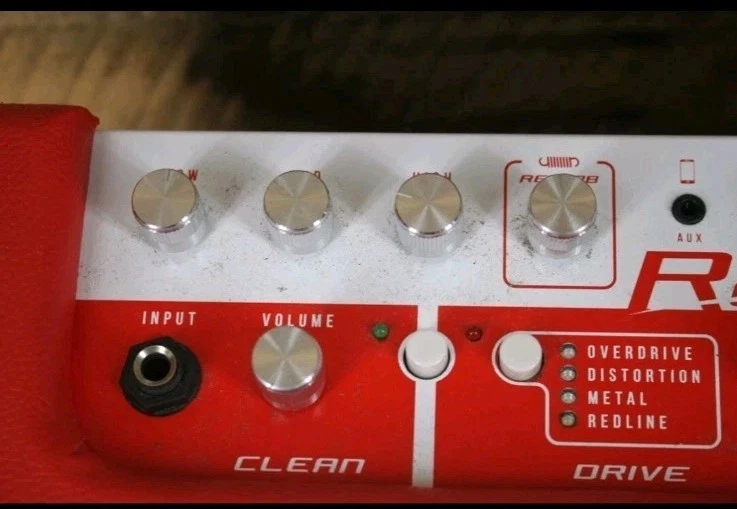 VHT Redline 20R  20 Watt Guitar  Amplifier with Reverb Multi Tone settings - Image 4 of 4