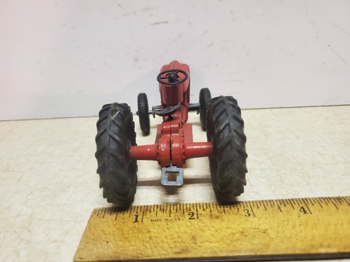 Vintage Die Cast Metal Tootsie Toy Ford NAA/JUBILEE Tractor - Picture 4 of 6