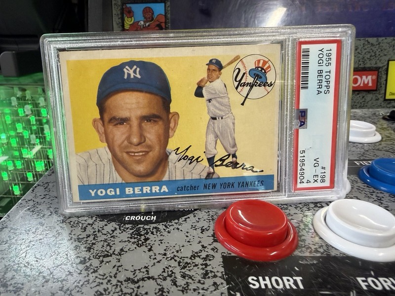 1955 Topps Yogi Berra #198 PSA 4 VG-EX New York Yankees Vintage Baseball Card