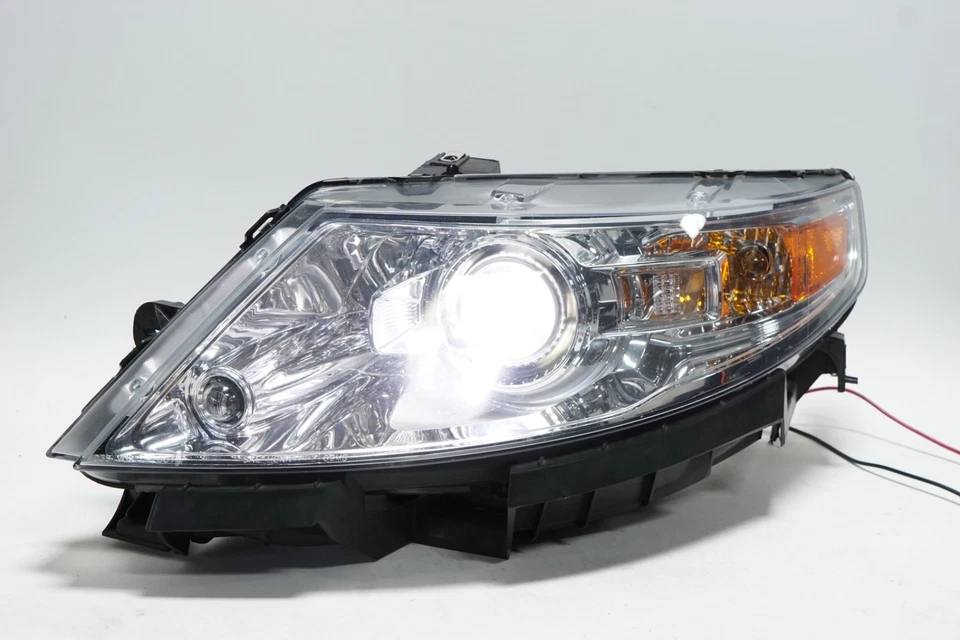 LINCOLN MKS Left LH Headlight Headlamp Xenon OEM 2009 - 2012 - Image 3 of 4