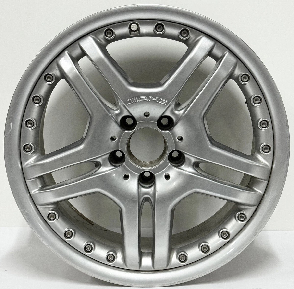 R171 MERCEDES 2005-2010 OEM SLK55 AMG Rear Wheel Rim 8.5Jx18EH2