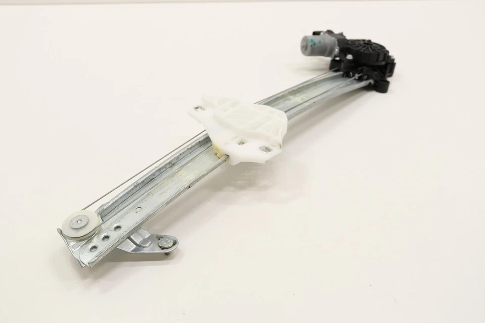 Regulador puerta delantera Honda Accord 2018 2019 2020 2021 2022 2023 2024 Foto 3 de 4