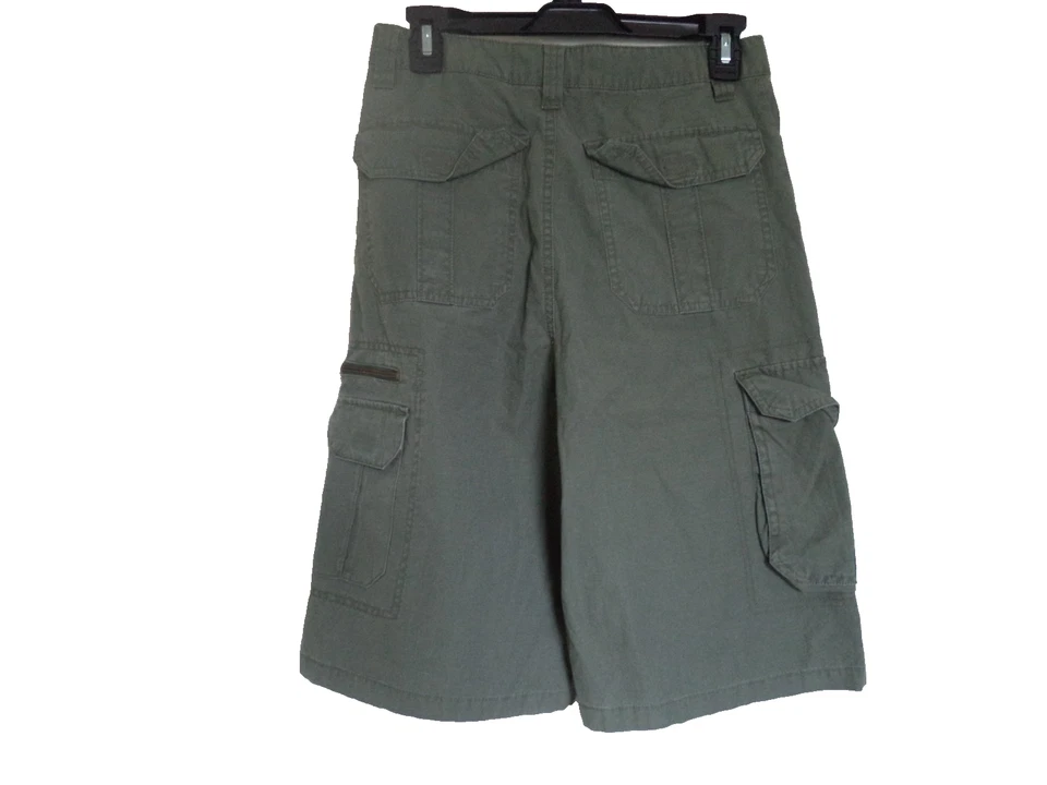 Boy's Green Canyon River Blues Cargo Shorts. 16. 100% Cotton. 7 Pockets. Wrinkle - Image 4 of 4
