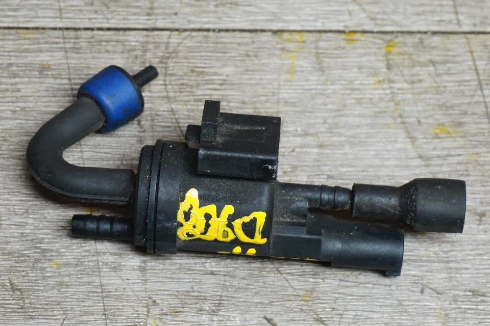 Mercedes GLK350 X204 2010-2012 4MATIC 3,5 L V6 cambio de gas sobre válvula solenoide OEM Foto 4 de 4