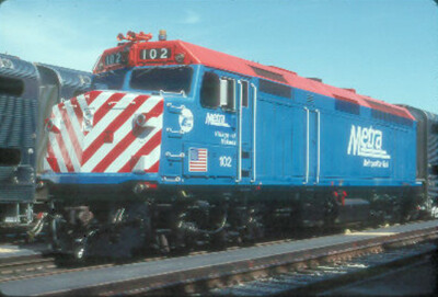 METRA 102 F-40PH --- Original Slide T1-12