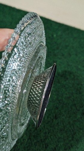 Plato para servir de cristal con pedestal plateado - Imagen 11 de 18