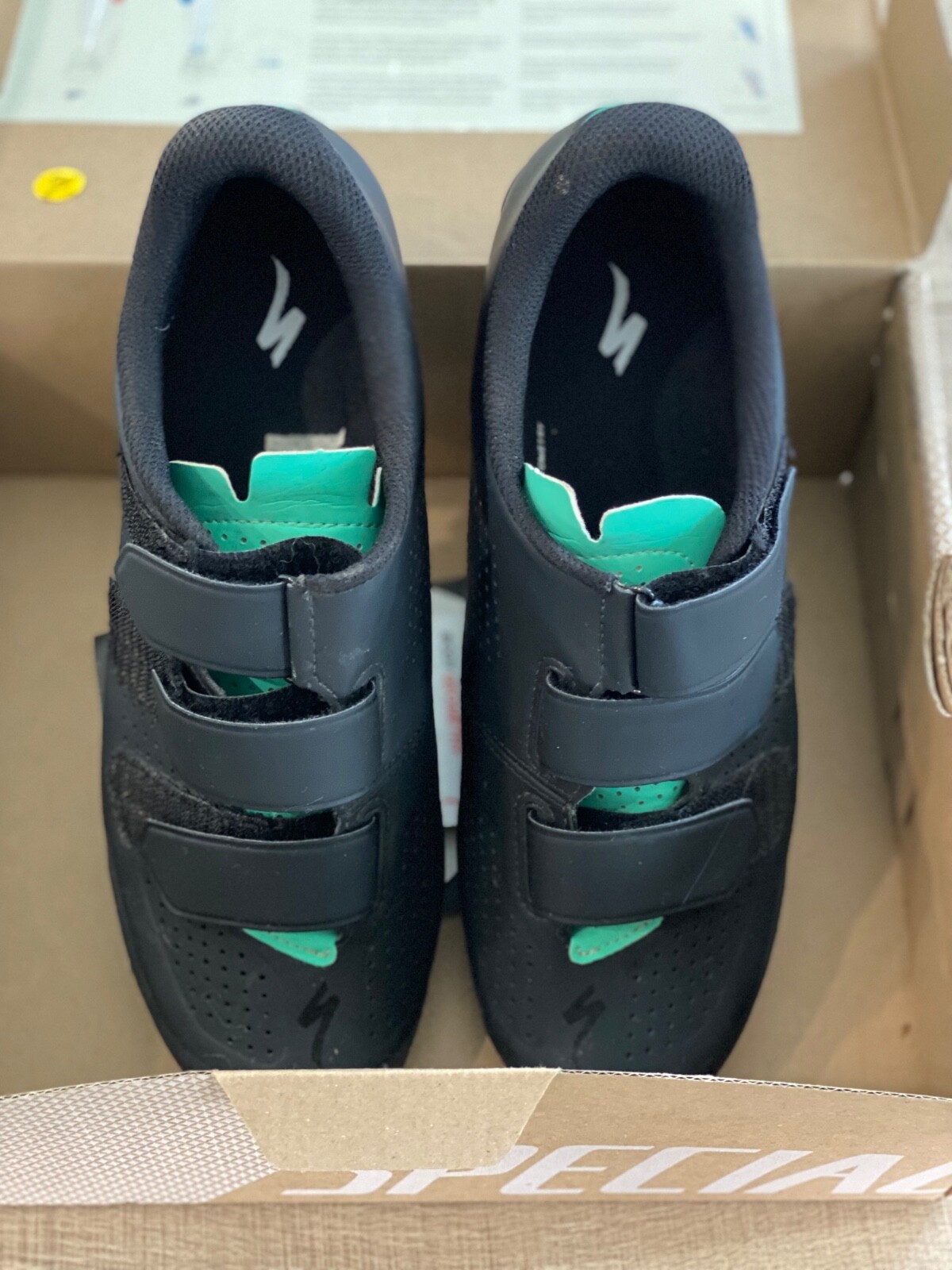 Specialized Riata womens mountain bike shoes size 9 black mint like new