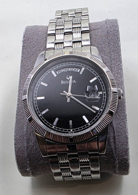 Vintage (2002) Bulova 96C16 Men's Day-Date Watch A2 Black Dial Fluted Bezel