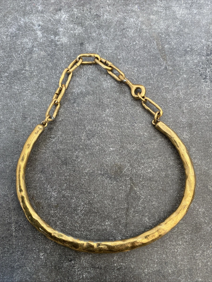 Collier Ras Du Cou Biche De Bere En Métal Doré - Style Brutaliste Vintage - Belle Patine