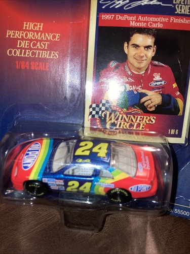 Jeff Gordon 1:64 Diecast DuPont 1997 - Picture 2 of 6