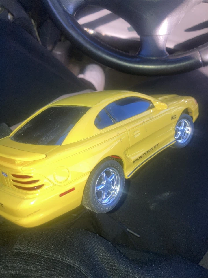 Новый яркий RC 1 16 1995 Ford Mustang GT желтый пульт дистанционного управления автомобиля - Изображение 3 из 4